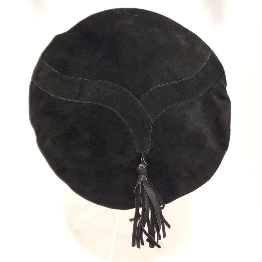 Suede Beret in Black with Tassel
